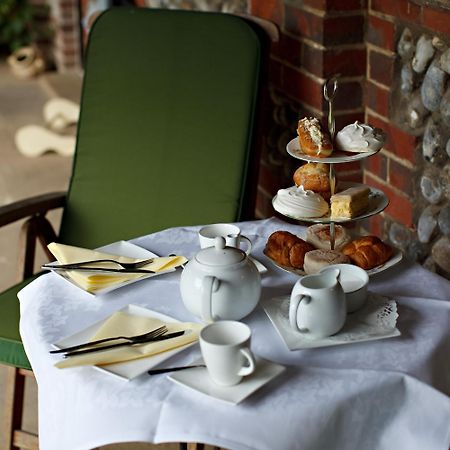Felbrigg Lodge Bed And Breakfast Aylmerton Exterior foto