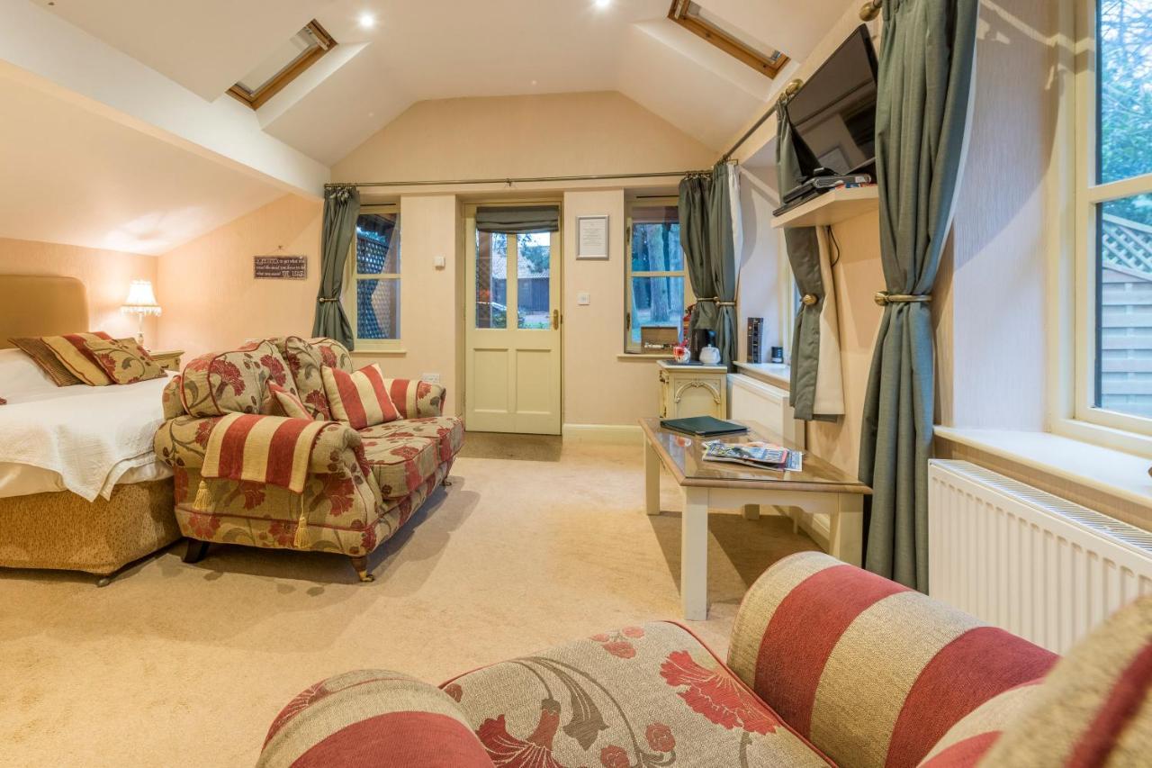 Felbrigg Lodge Bed And Breakfast Aylmerton Exterior foto